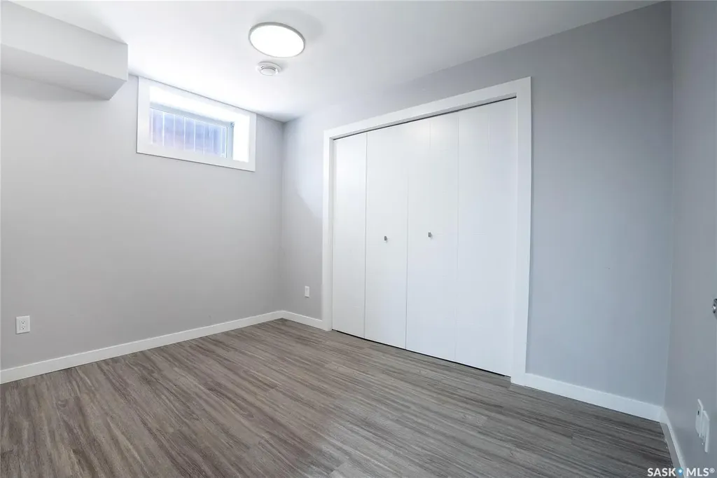 334 Dickson Crescent Saskatoon SK S7T 0T8