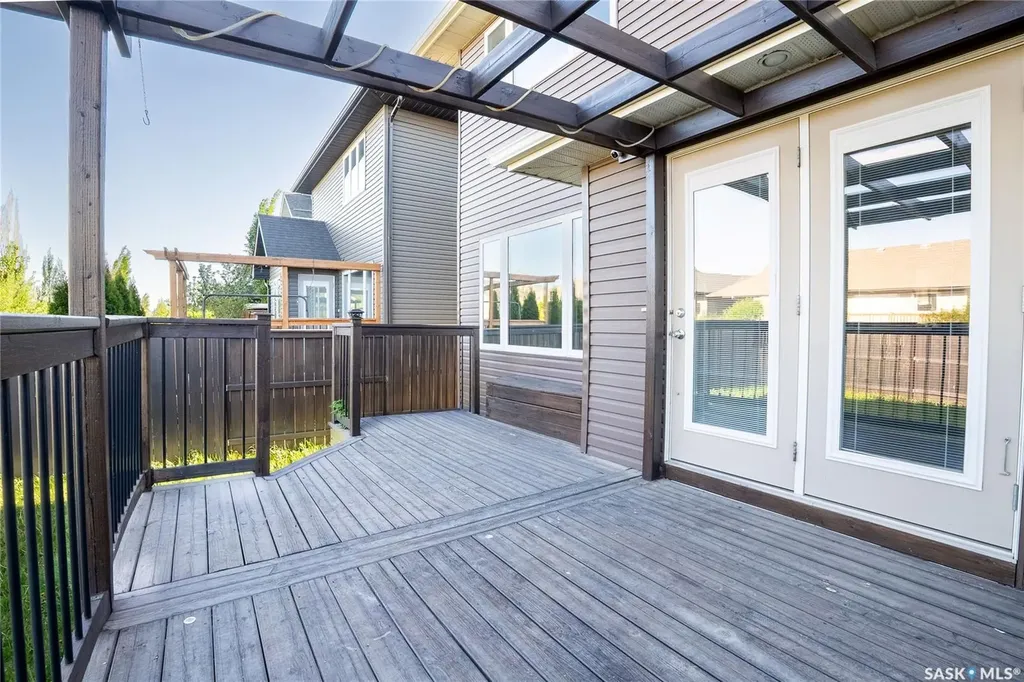 334 Dickson Crescent Saskatoon SK S7T 0T8