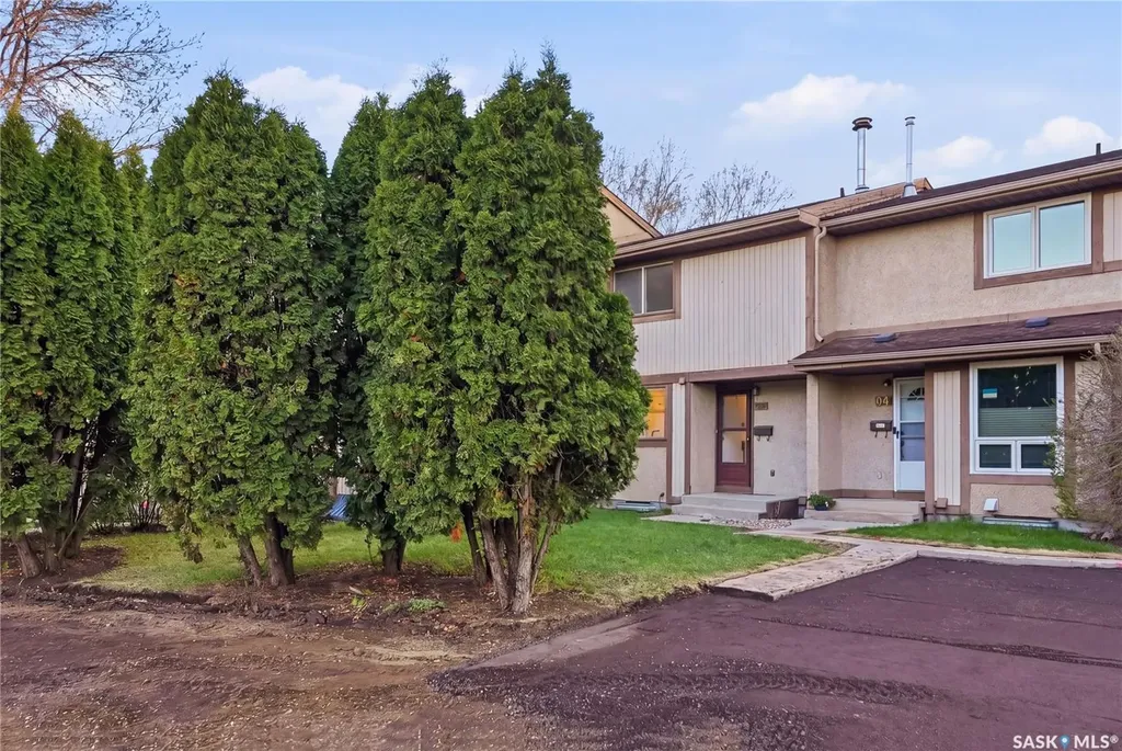 1128 Mckercher Drive Saskatoon SK S7H 4Y7
