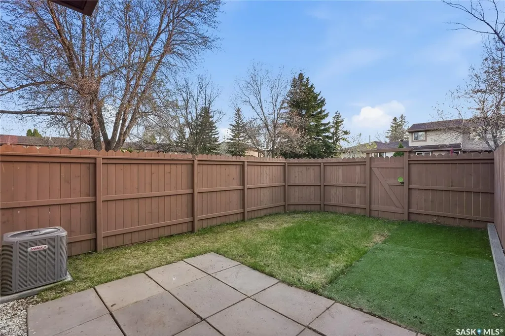 1128 Mckercher Drive Saskatoon SK S7H 4Y7