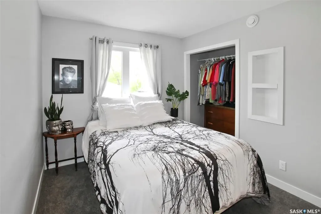 351 4th Avenue NW Swift Current SK S9H 0V1