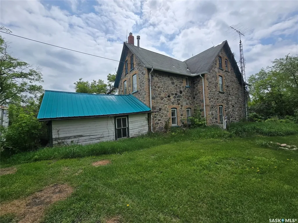 934 Main Street Broadview SK S0G 0K0