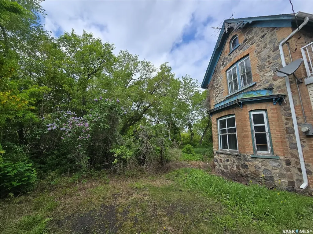 934 Main Street Broadview SK S0G 0K0