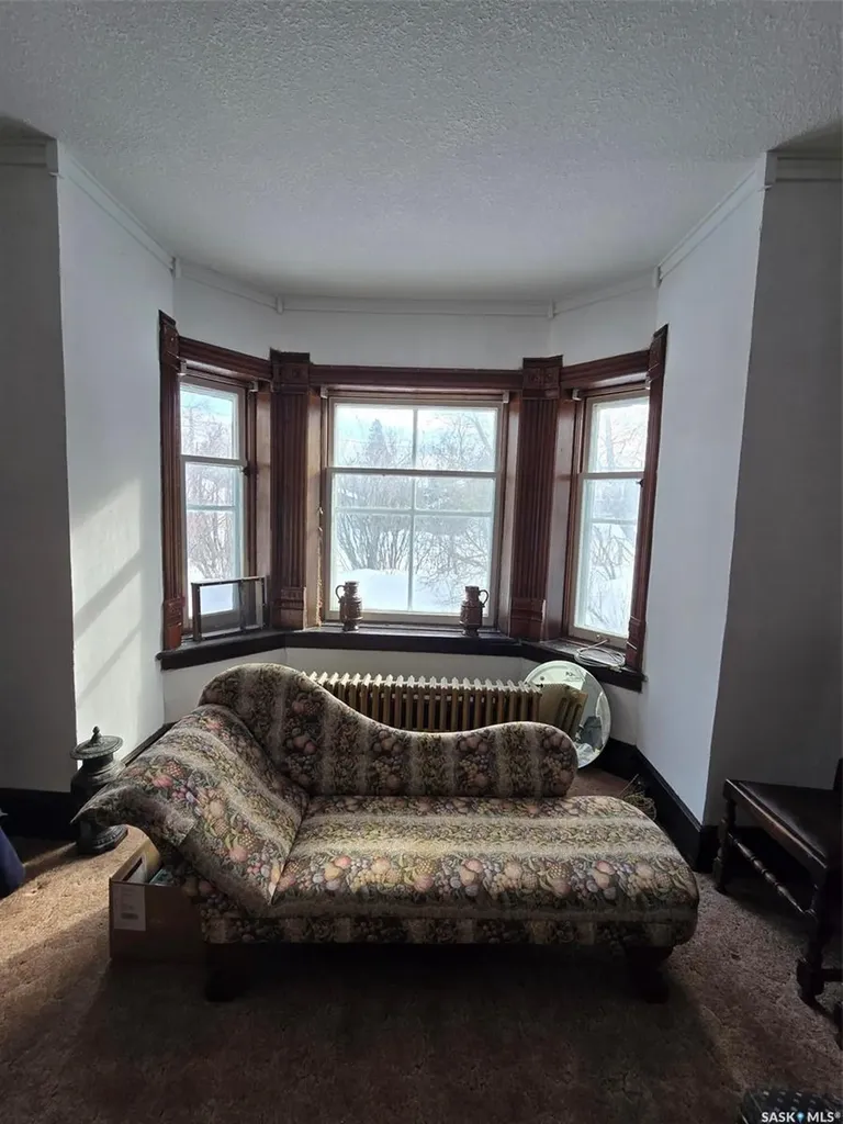 934 Main Street Broadview SK S0G 0K0