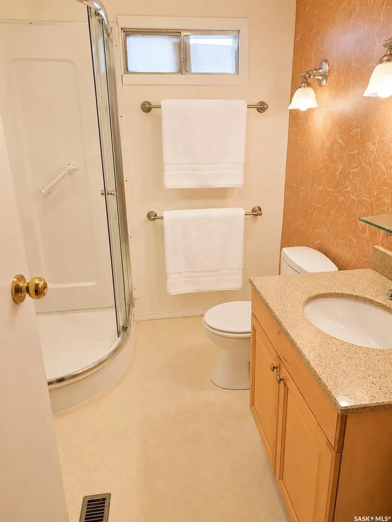 267 Lakeshore Drive Lakeland Rm No. 521 SK S0J 0N0