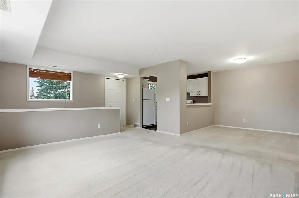 615 Perehudoff Crescent Saskatoon SK S7N 4K6
