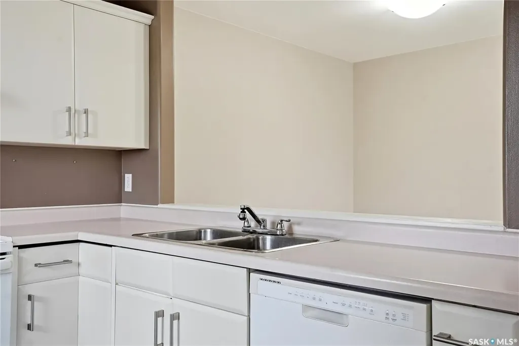 615 Perehudoff Crescent Saskatoon SK S7N 4K6