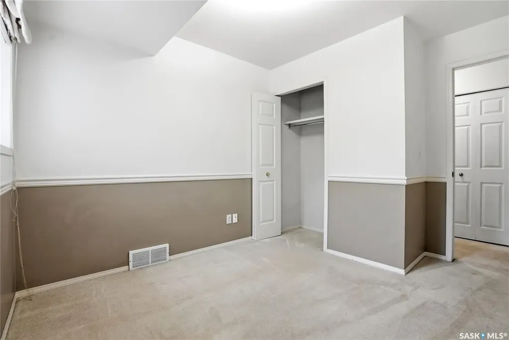 615 Perehudoff Crescent Saskatoon SK S7N 4K6