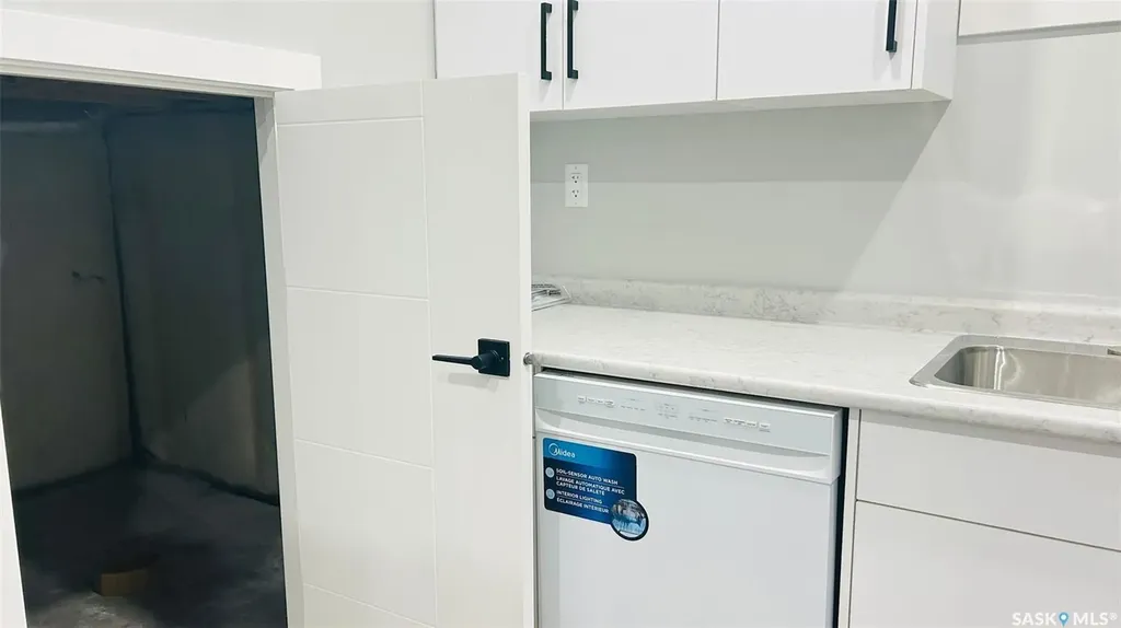 763 Delainey Court Saskatoon SK S7V 1P9