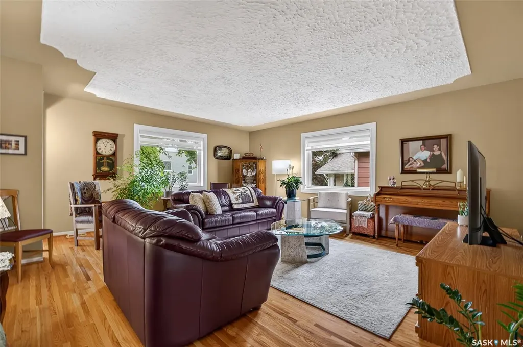 1030 1st Avenue NW Moose Jaw SK S6H 3N2