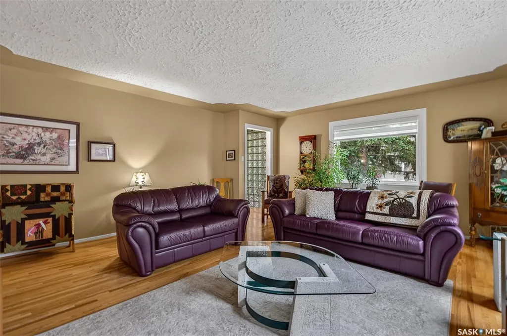 1030 1st Avenue NW Moose Jaw SK S6H 3N2