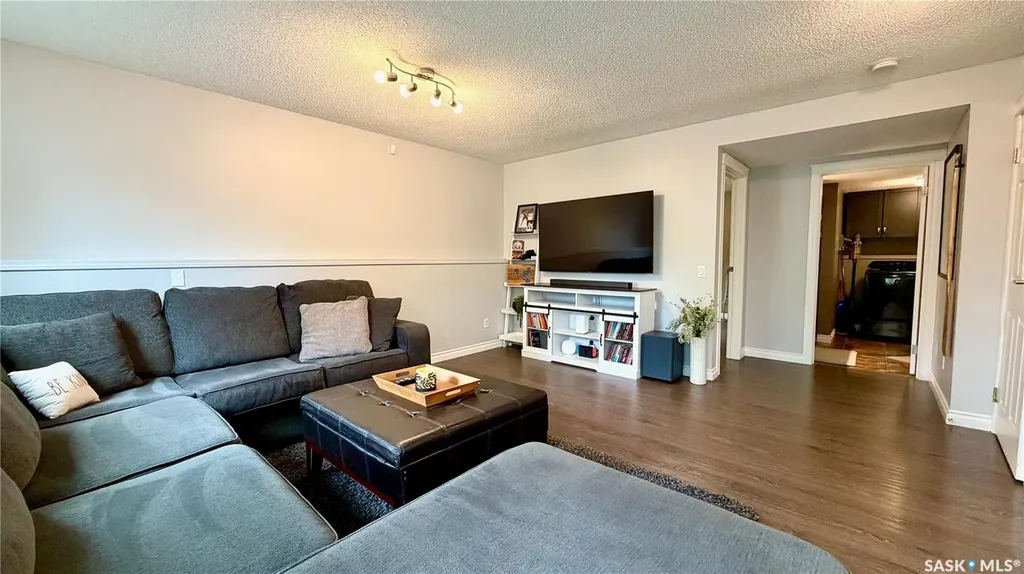 515 Nemeiben Road Saskatoon SK S7J 5G6