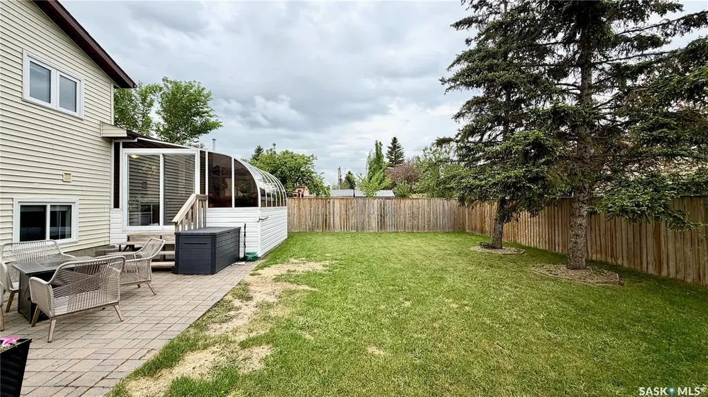 515 Nemeiben Road Saskatoon SK S7J 5G6