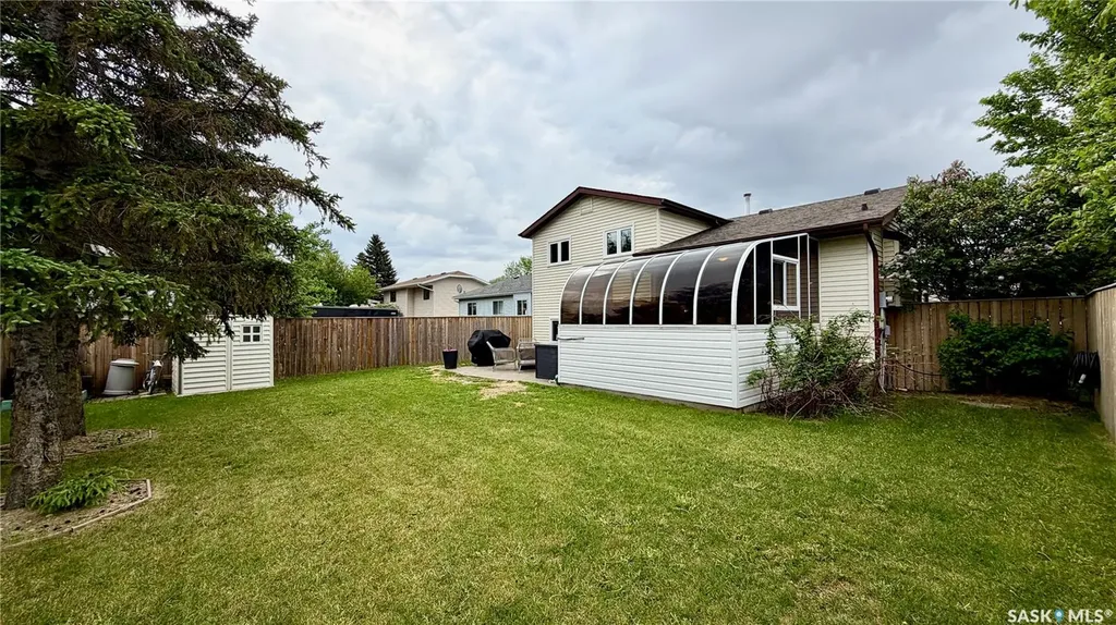 515 Nemeiben Road Saskatoon SK S7J 5G6