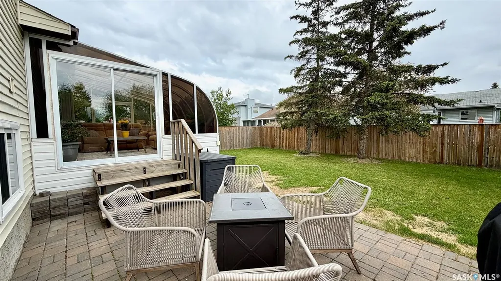 515 Nemeiben Road Saskatoon SK S7J 5G6