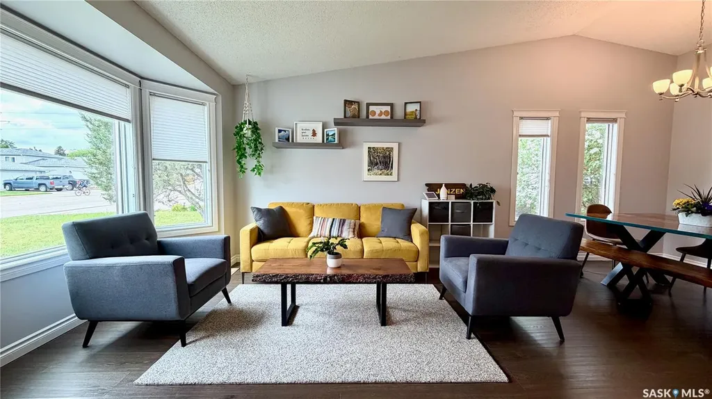 515 Nemeiben Road Saskatoon SK S7J 5G6