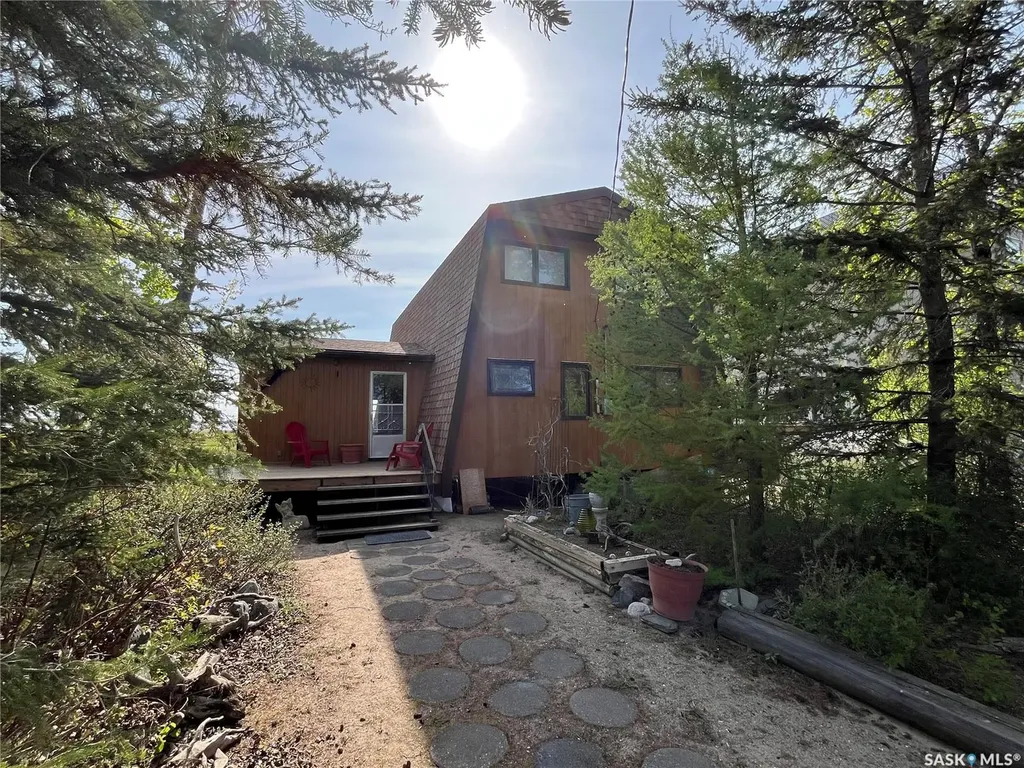118-119 Murray Crescent Fishing Lake SK S0A 1A0