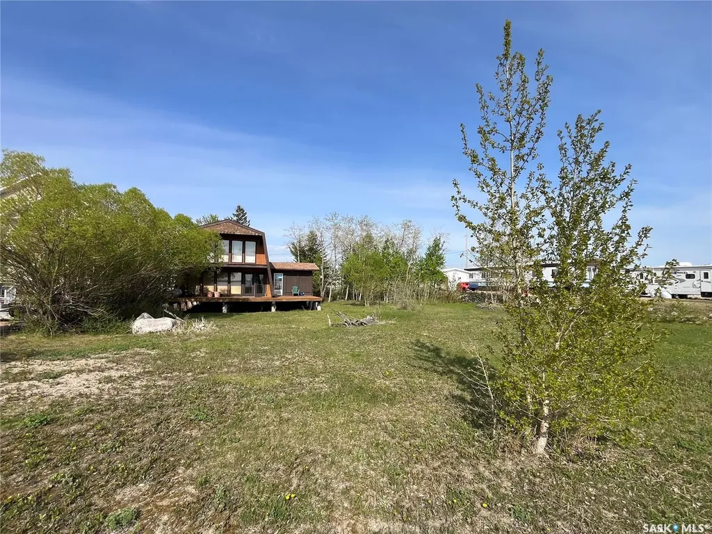 118-119 Murray Crescent Fishing Lake SK S0A 1A0
