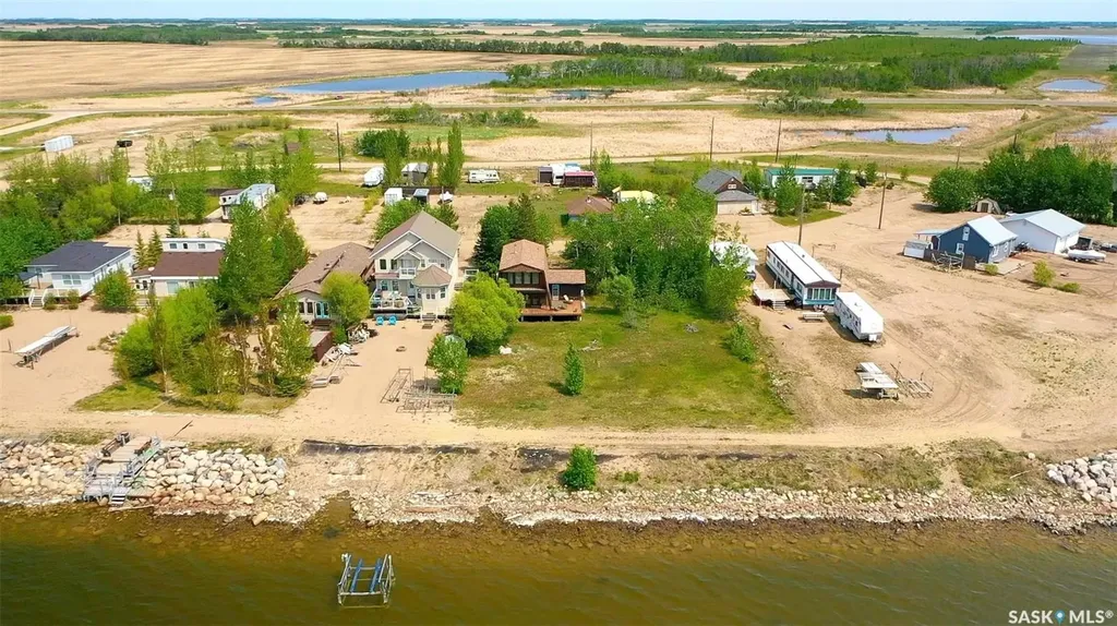 118-119 Murray Crescent Fishing Lake SK S0A 1A0