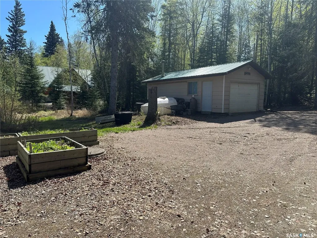 713 Niskemin Drive Northern Admin District SK S0J 1L0