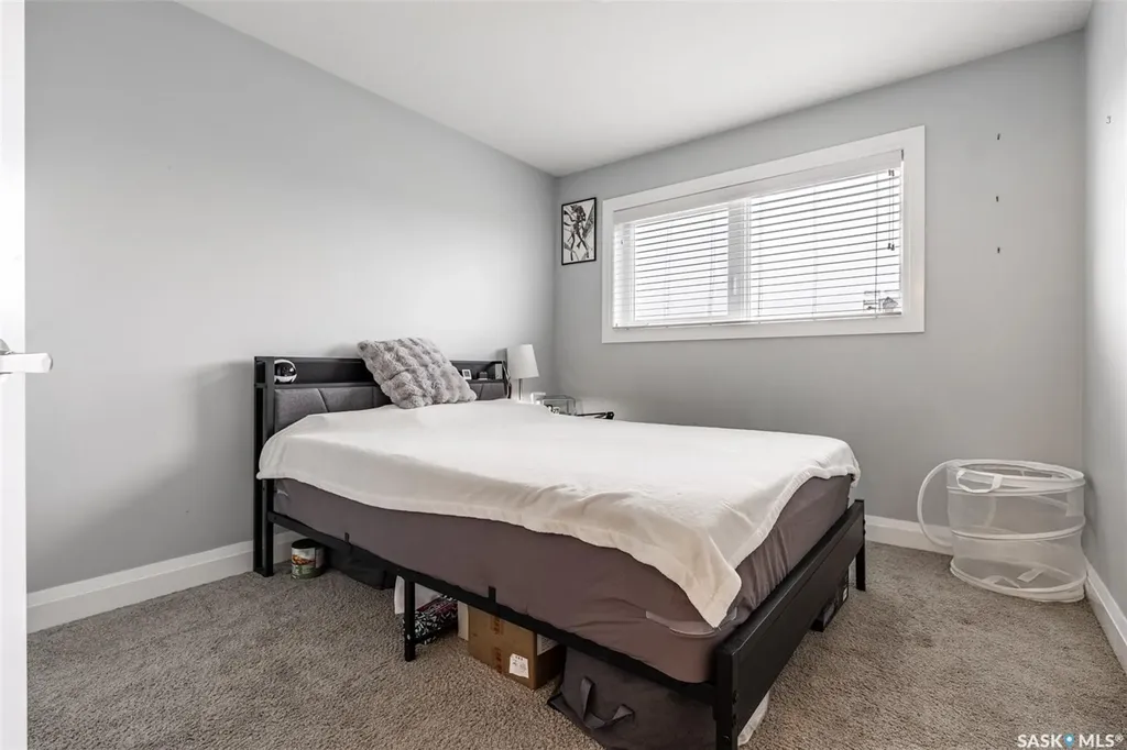 111 Rosewood Gate N Saskatoon SK S7V 0E5