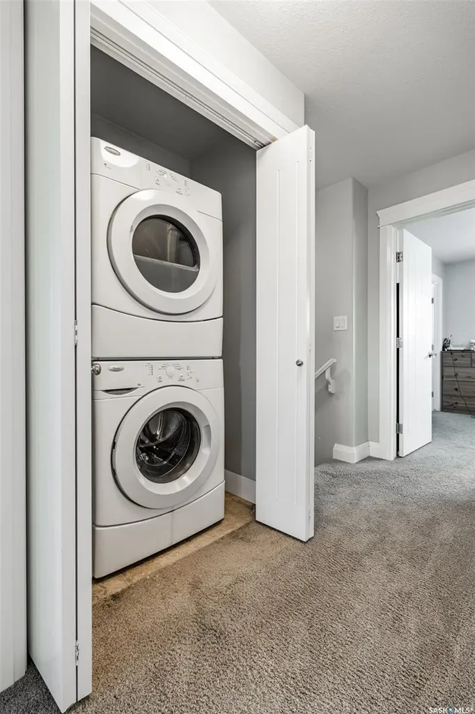 111 Rosewood Gate N Saskatoon SK S7V 0E5