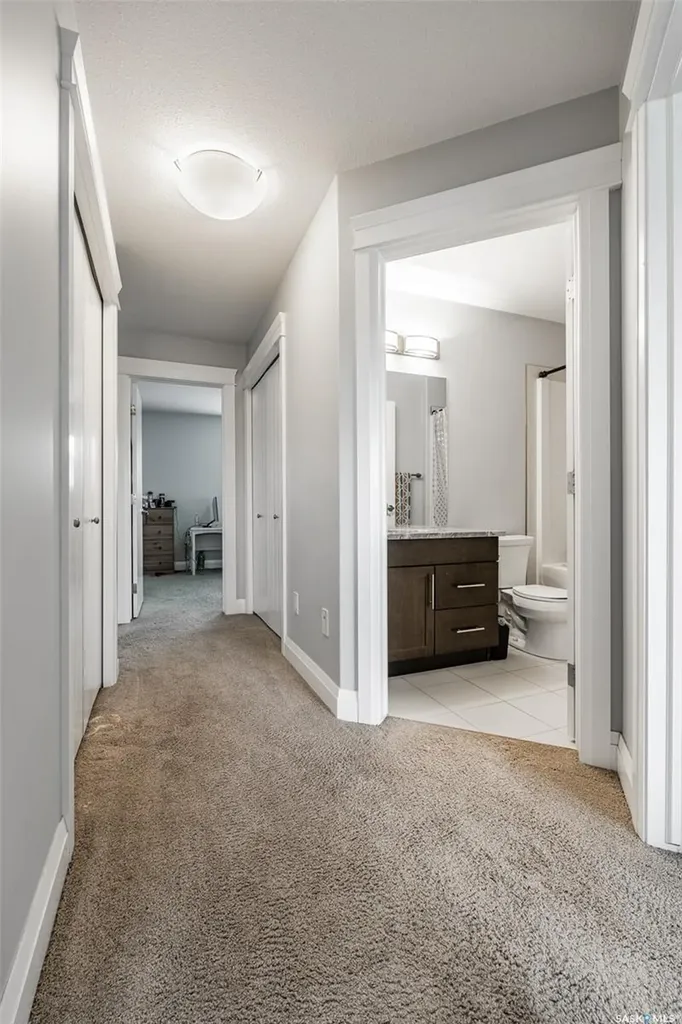 111 Rosewood Gate N Saskatoon SK S7V 0E5