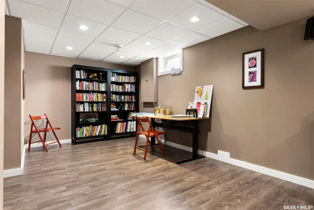 3246 Margaret Road Regina SK S4V 1G6