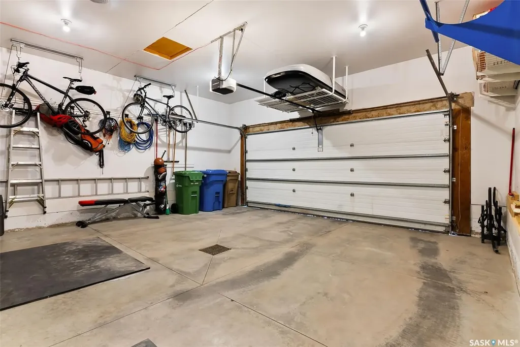 3246 Margaret Road Regina SK S4V 1G6