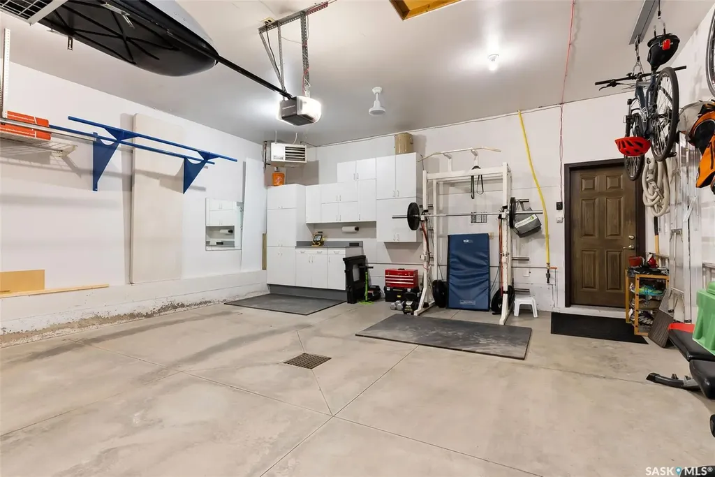 3246 Margaret Road Regina SK S4V 1G6