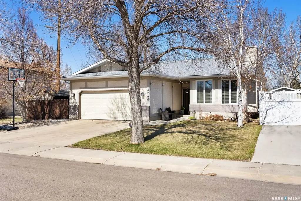 3246 Margaret Road Regina SK S4V 1G6