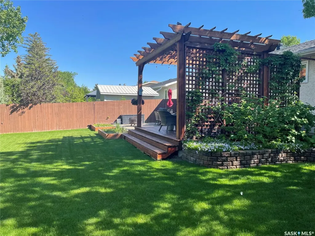 3246 Margaret Road Regina SK S4V 1G6