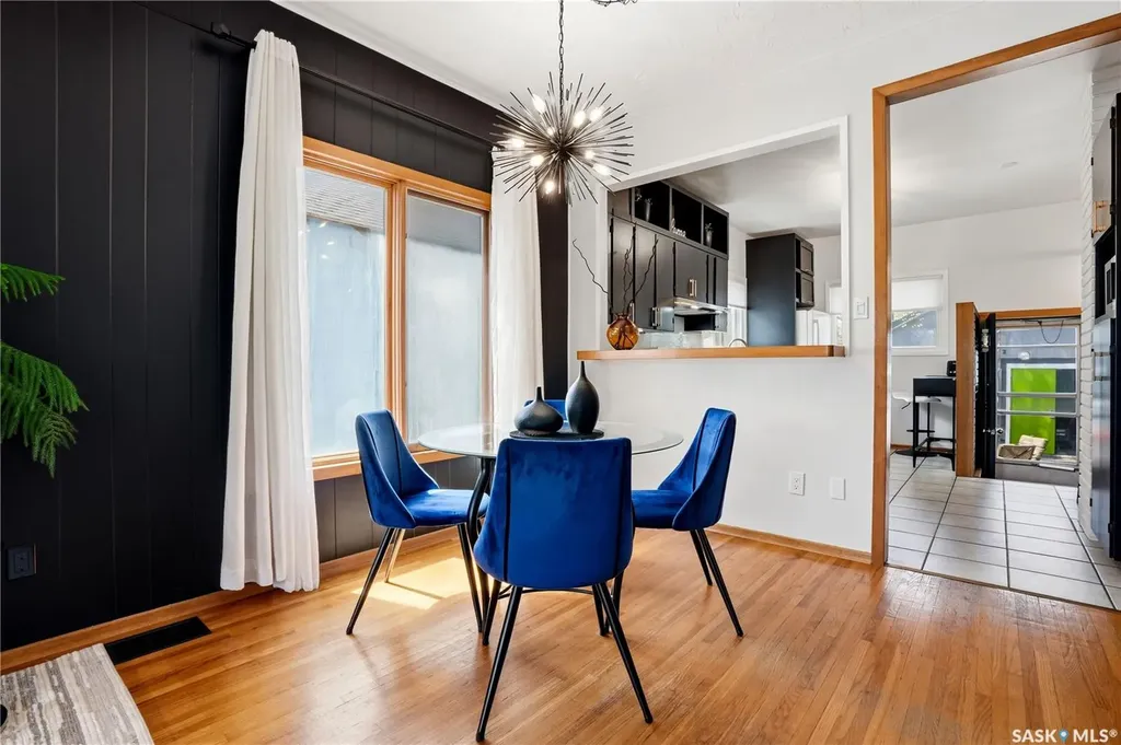 3136 Robinson Street Regina SK S4S 1V5