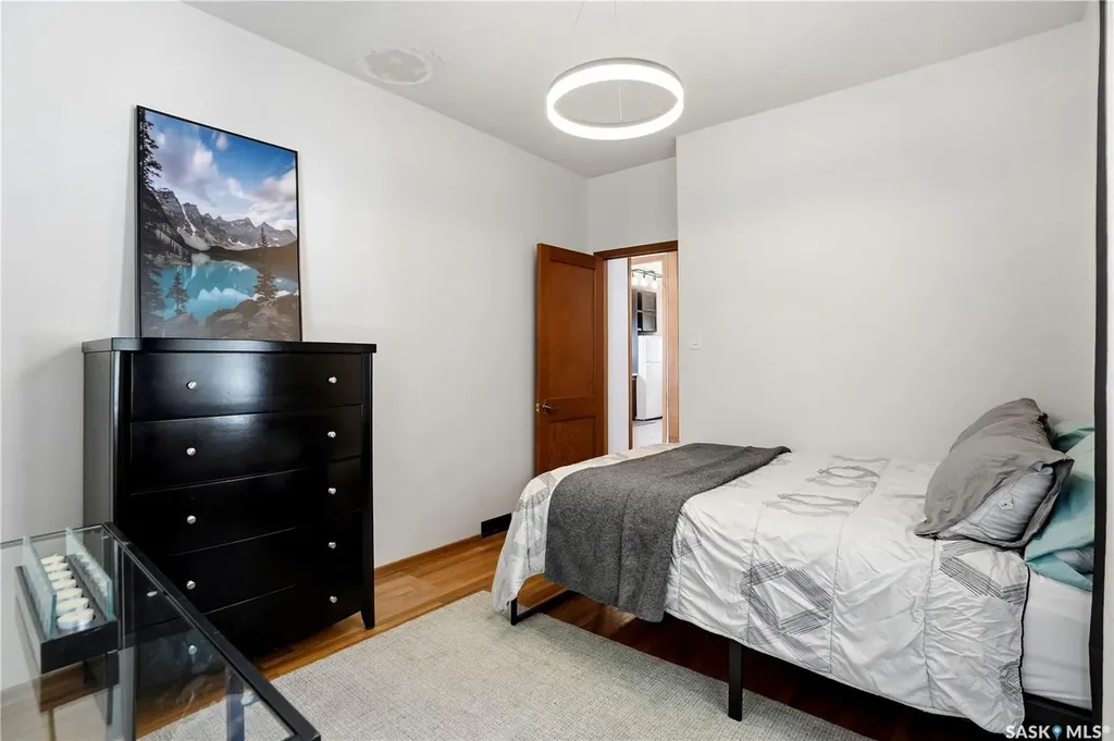 3136 Robinson Street Regina SK S4S 1V5