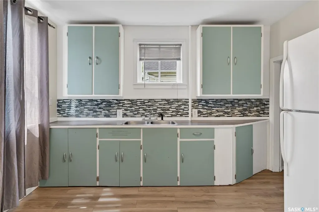 305 Burrows Avenue W Melfort SK S0E 1A0