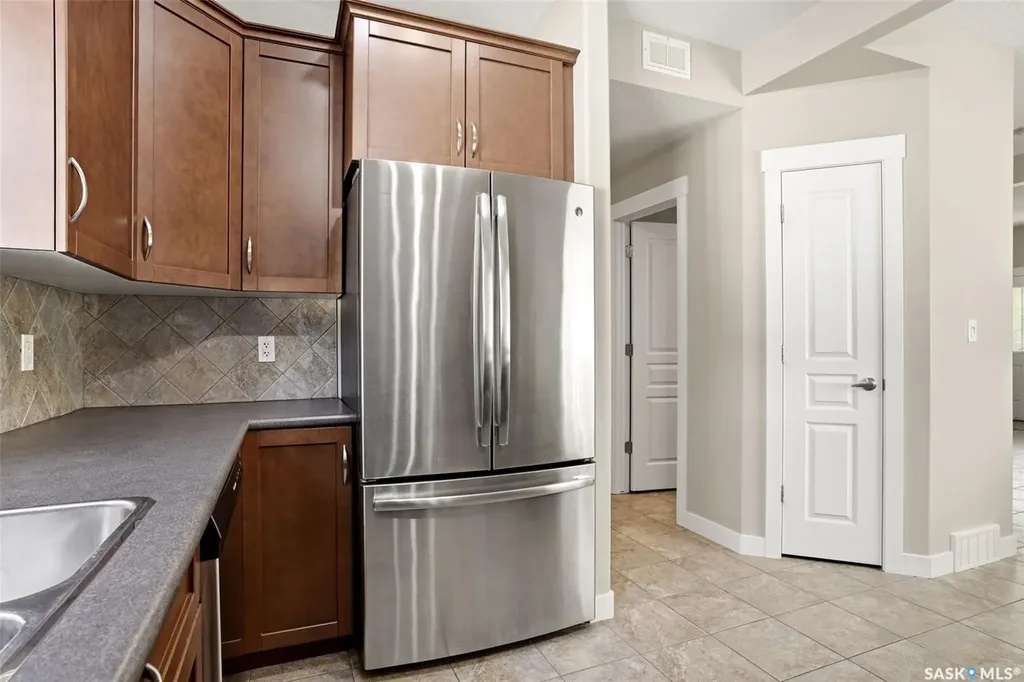 7516 Oxbow Way Regina SK S4Y 0B5