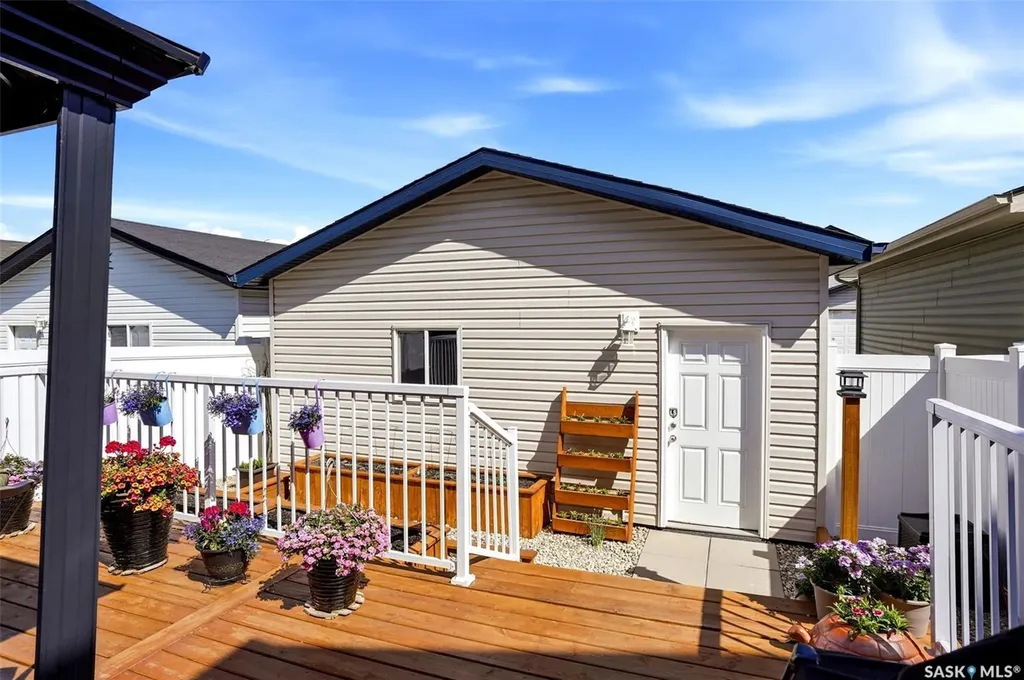 7516 Oxbow Way Regina SK S4Y 0B5