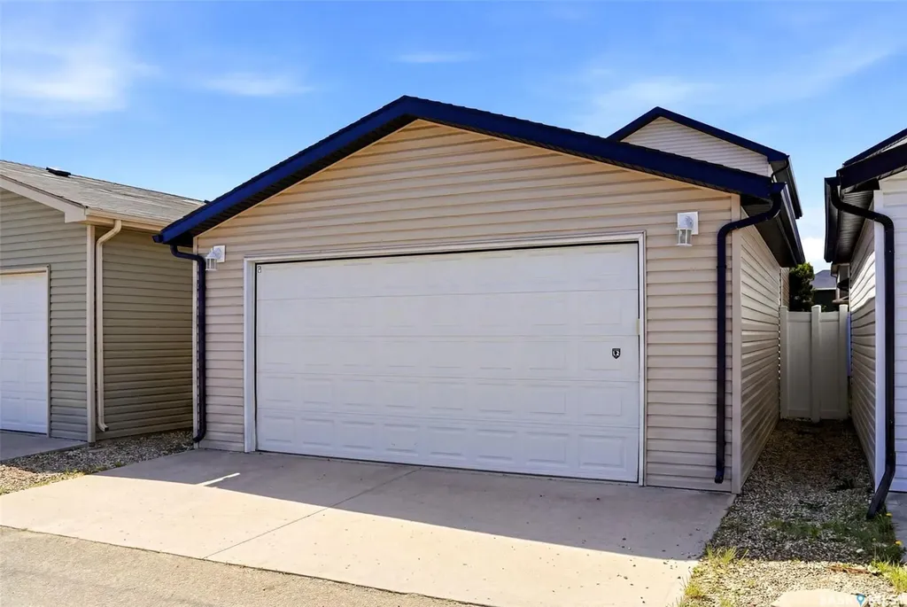 7516 Oxbow Way Regina SK S4Y 0B5