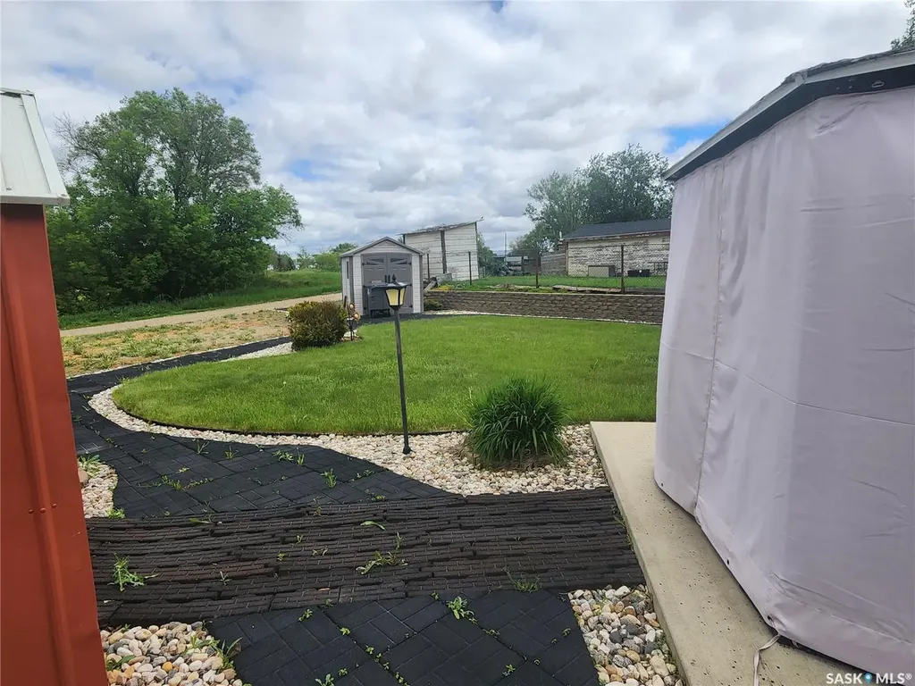 137 11th Avenue SE Swift Current SK S9H 3R6