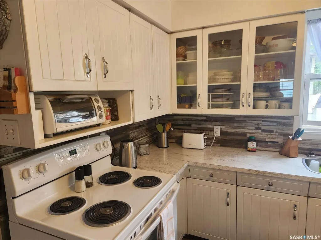 137 11th Avenue SE Swift Current SK S9H 3R6
