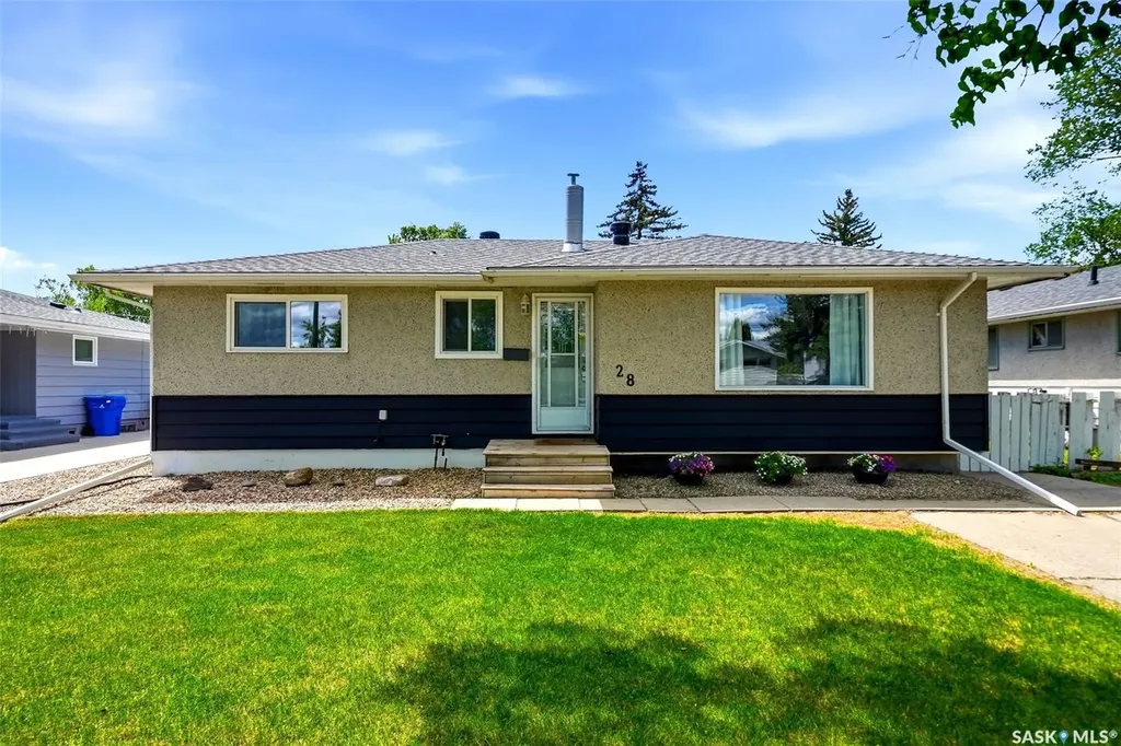 28 Cameron Crescent Regina SK S4S 2X2