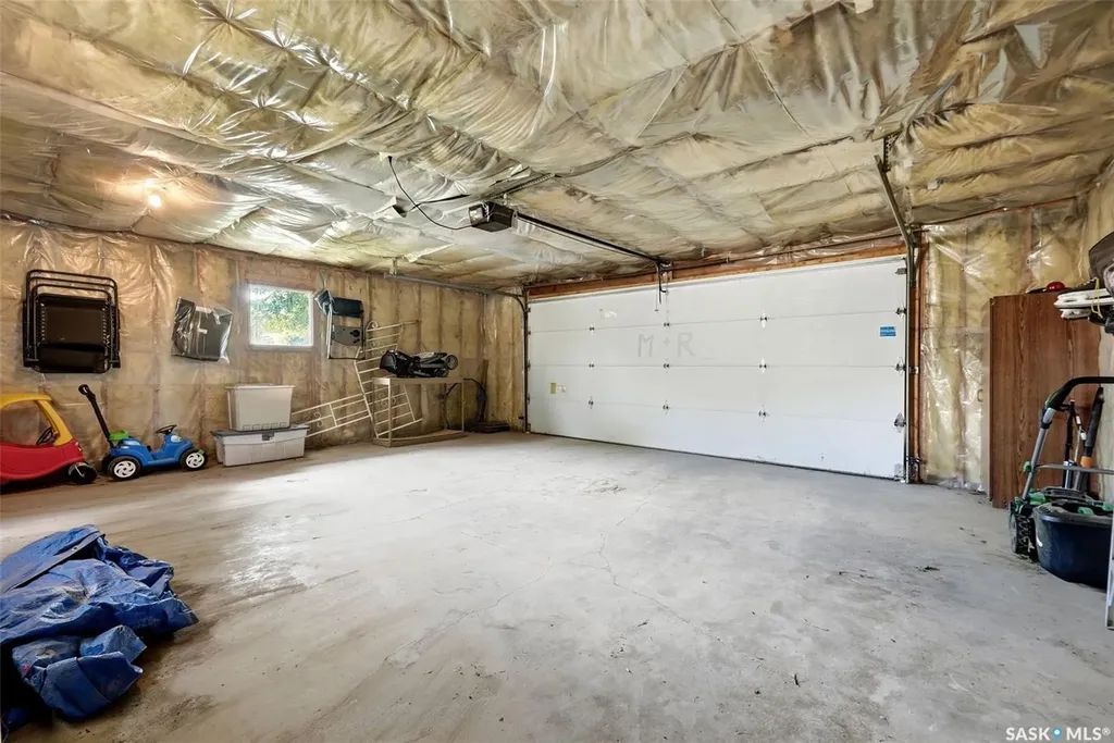 28 Cameron Crescent Regina SK S4S 2X2