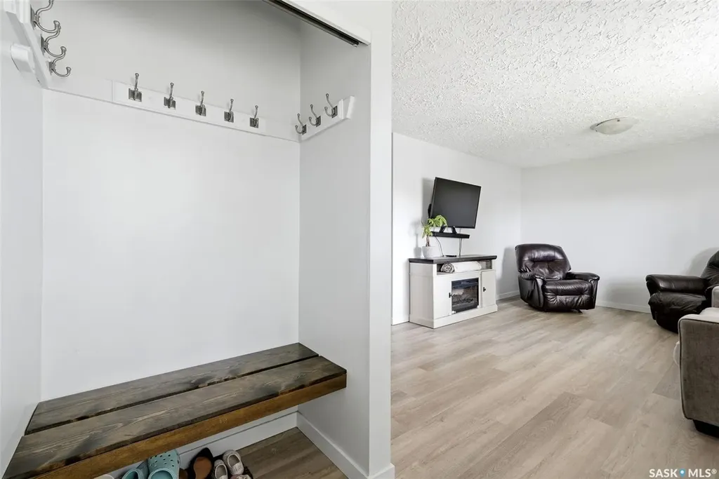 28 Cameron Crescent Regina SK S4S 2X2