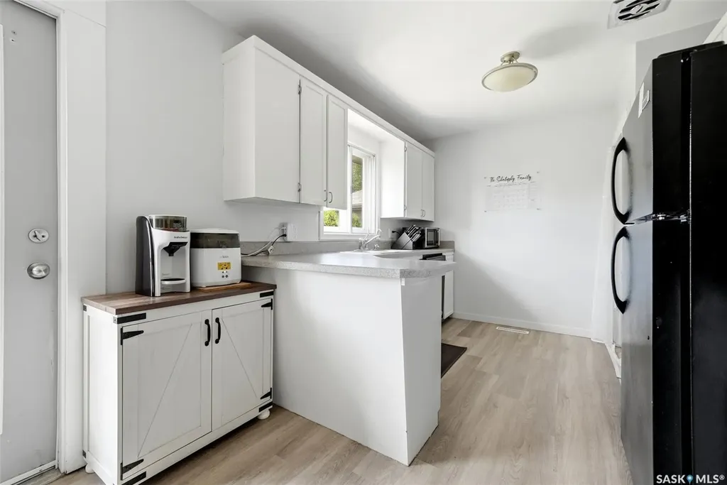 28 Cameron Crescent Regina SK S4S 2X2