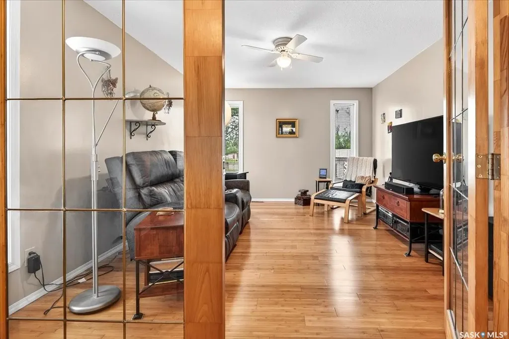 31 Faunt Bay Regina SK S4X 2J8