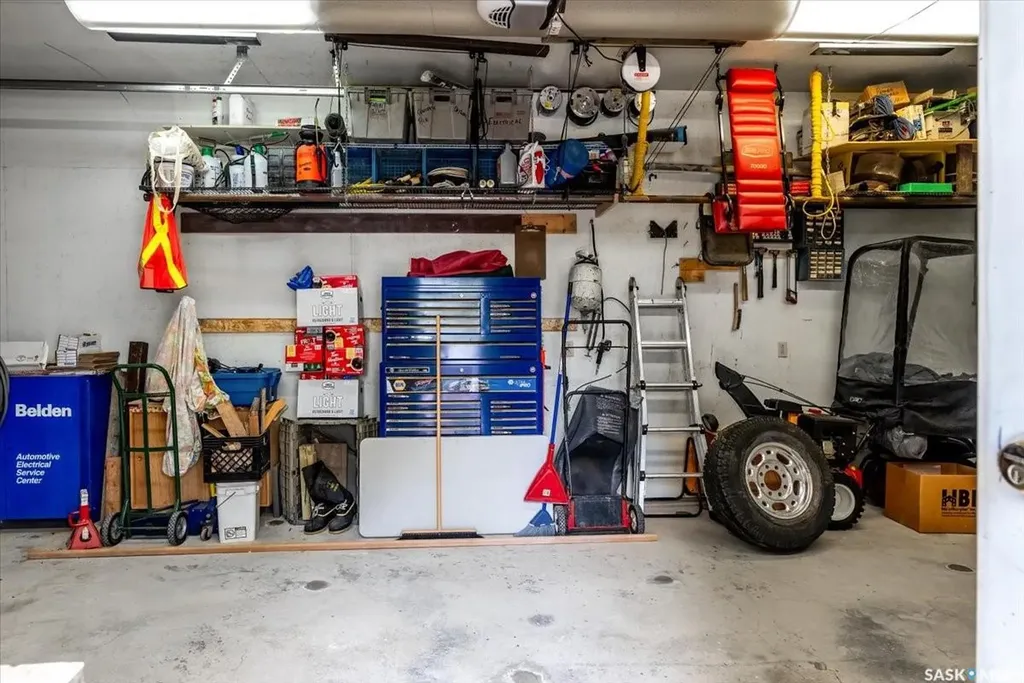 31 Faunt Bay Regina SK S4X 2J8