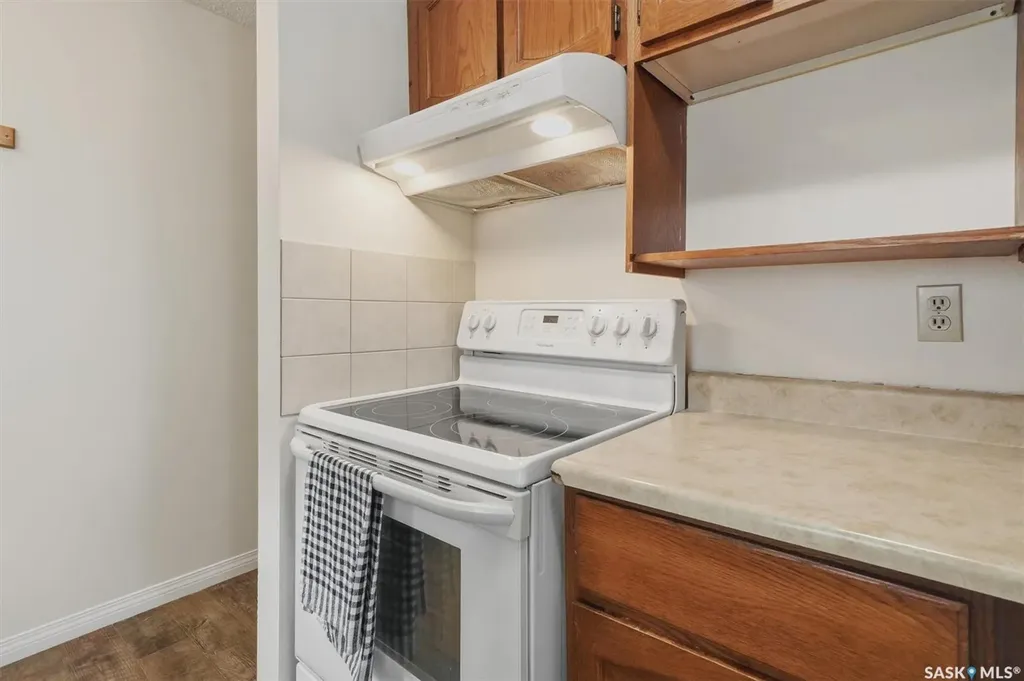 1306 Egbert Avenue Saskatoon SK S7N 1X7