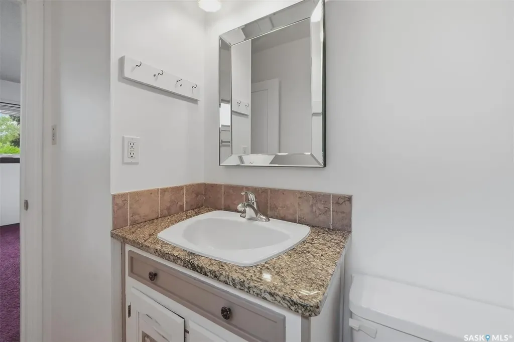 1306 Egbert Avenue Saskatoon SK S7N 1X7