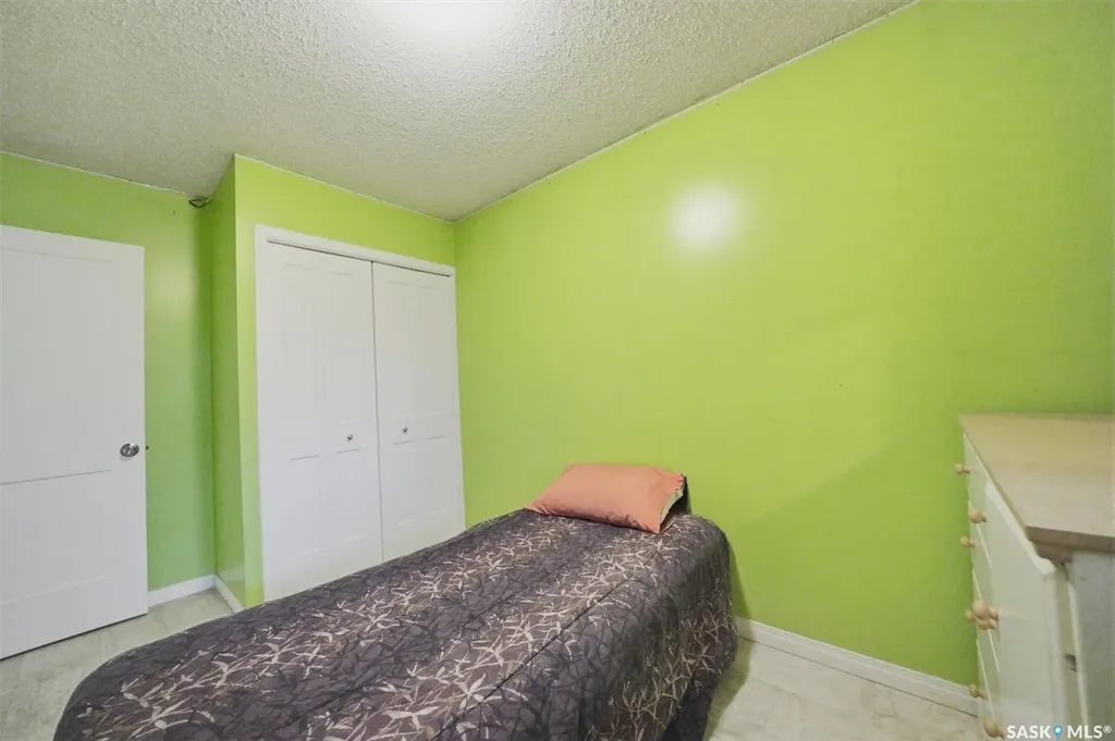 1306 Egbert Avenue Saskatoon SK S7N 1X7
