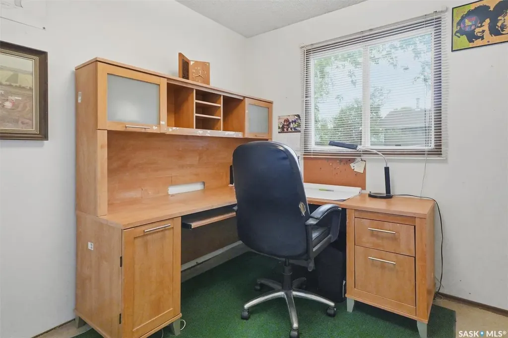 1306 Egbert Avenue Saskatoon SK S7N 1X7